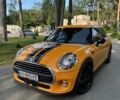 Желтый Мини Hatch, объемом двигателя 1.5 л и пробегом 125 тыс. км за 11800 $, фото 2 на Automoto.ua