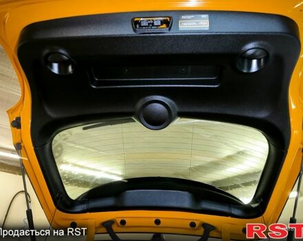 Желтый Мини Hatch, объемом двигателя 2 л и пробегом 96 тыс. км за 14800 $, фото 4 на Automoto.ua
