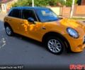 Желтый Мини Hatch, объемом двигателя 2 л и пробегом 96 тыс. км за 14800 $, фото 2 на Automoto.ua