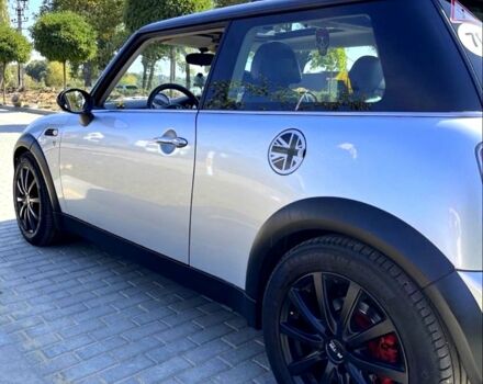 Серый Мини Hatch, объемом двигателя 1.6 л и пробегом 250 тыс. км за 4250 $, фото 2 на Automoto.ua