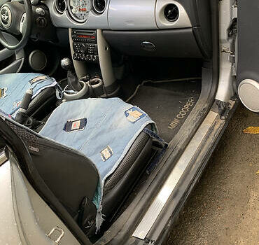 Сірий Міні Hatch, об'ємом двигуна 1.6 л та пробігом 130 тис. км за 4900 $, фото 8 на Automoto.ua