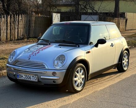 Серый Мини Hatch, объемом двигателя 1.6 л и пробегом 228 тыс. км за 4200 $, фото 3 на Automoto.ua
