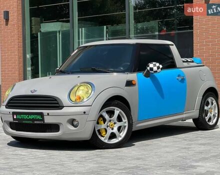 Сірий Міні Hatch, об'ємом двигуна 1.4 л та пробігом 110 тис. км за 5990 $, фото 1 на Automoto.ua