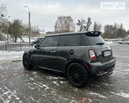 Сірий Міні Hatch, об'ємом двигуна 1.6 л та пробігом 155 тис. км за 9000 $, фото 4 на Automoto.ua