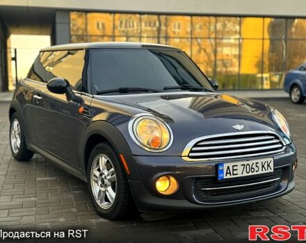 Сірий Міні Hatch, об'ємом двигуна 1.6 л та пробігом 176 тис. км за 7500 $, фото 1 на Automoto.ua