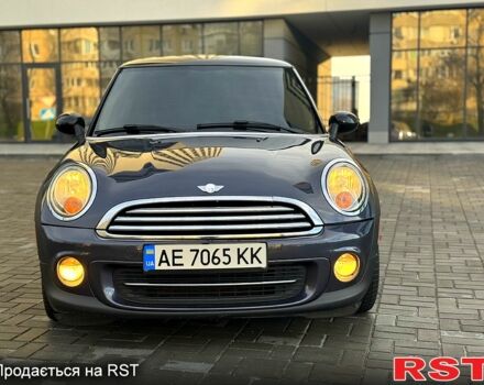 Сірий Міні Hatch, об'ємом двигуна 1.6 л та пробігом 176 тис. км за 7500 $, фото 2 на Automoto.ua