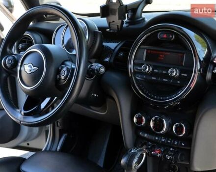 Серый Мини Hatch, объемом двигателя 2 л и пробегом 119 тыс. км за 14999 $, фото 32 на Automoto.ua