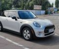 Сірий Міні Hatch, об'ємом двигуна 1.5 л та пробігом 45 тис. км за 14500 $, фото 1 на Automoto.ua