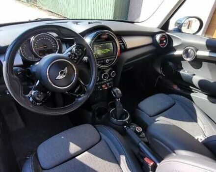 Серый Мини Hatch, объемом двигателя 1.5 л и пробегом 53 тыс. км за 15000 $, фото 2 на Automoto.ua
