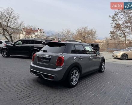 Серый Мини Hatch, объемом двигателя 2 л и пробегом 95 тыс. км за 14900 $, фото 6 на Automoto.ua