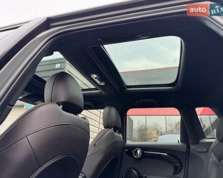 Серый Мини Hatch, объемом двигателя 2 л и пробегом 95 тыс. км за 14900 $, фото 13 на Automoto.ua