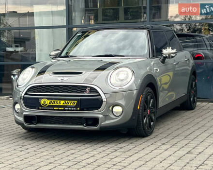 Серый Мини Hatch, объемом двигателя 2 л и пробегом 46 тыс. км за 17500 $, фото 2 на Automoto.ua