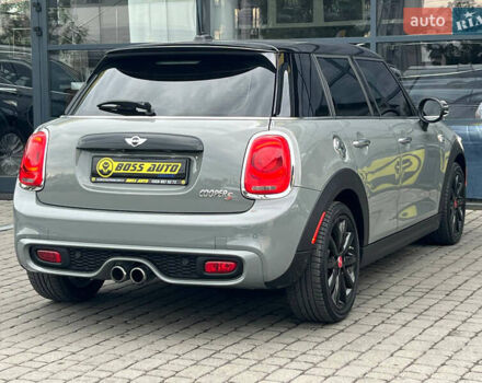 Мини Hatch 2017 в Ивано-Франковске на Automoto.ua Серый Мини Hatch, объемом двигателя 2 л и пробегом 46 тыс. км за 18000 $, фото 6 на Automoto.ua