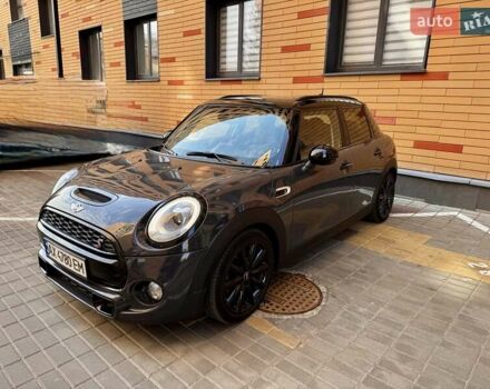 Сірий Міні Hatch, об'ємом двигуна 2 л та пробігом 92 тис. км за 18300 $, фото 1 на Automoto.ua