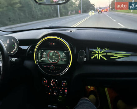 Серый Мини Hatch, объемом двигателя 2 л и пробегом 67 тыс. км за 24500 $, фото 23 на Automoto.ua