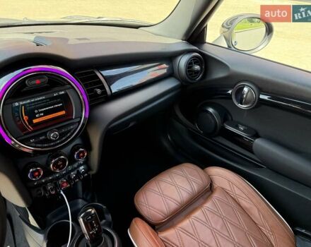 Серый Мини Hatch, объемом двигателя 2 л и пробегом 82 тыс. км за 23000 $, фото 20 на Automoto.ua