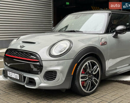 Серый Мини Hatch, объемом двигателя 2 л и пробегом 84 тыс. км за 21000 $, фото 1 на Automoto.ua