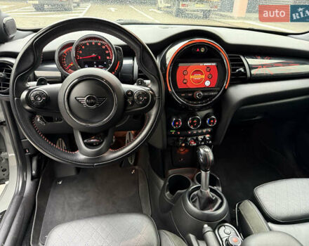 Серый Мини Hatch, объемом двигателя 2 л и пробегом 84 тыс. км за 21000 $, фото 12 на Automoto.ua