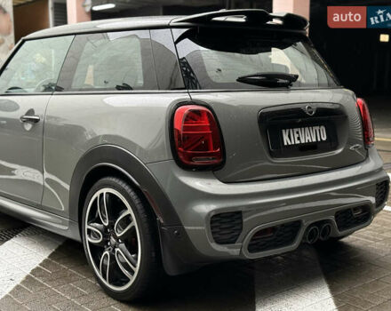 Серый Мини Hatch, объемом двигателя 2 л и пробегом 84 тыс. км за 21000 $, фото 6 на Automoto.ua
