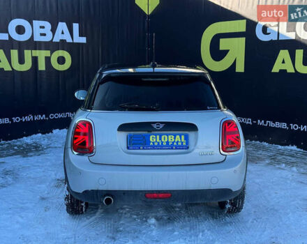 Сірий Міні Hatch, об'ємом двигуна 1.5 л та пробігом 62 тис. км за 14900 $, фото 5 на Automoto.ua