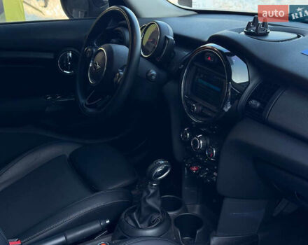 Сірий Міні Hatch, об'ємом двигуна 1.5 л та пробігом 62 тис. км за 14900 $, фото 12 на Automoto.ua