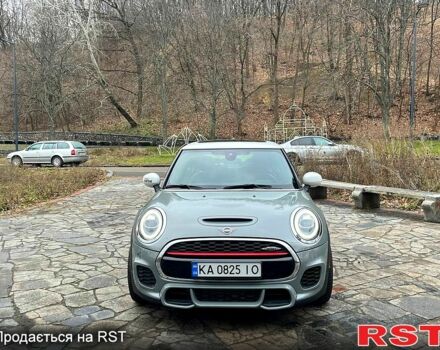 Серый Мини Hatch, объемом двигателя 2 л и пробегом 30 тыс. км за 27000 $, фото 2 на Automoto.ua