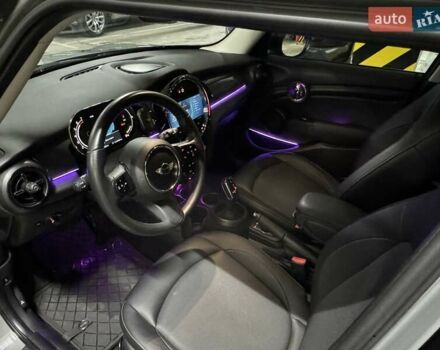 Сірий Міні Hatch, об'ємом двигуна 1.5 л та пробігом 29 тис. км за 19500 $, фото 27 на Automoto.ua