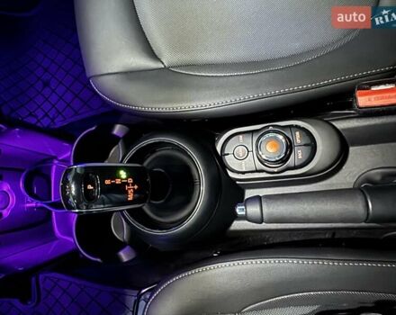Сірий Міні Hatch, об'ємом двигуна 1.5 л та пробігом 29 тис. км за 19500 $, фото 39 на Automoto.ua