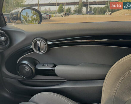 Серый Мини Hatch, объемом двигателя 2 л и пробегом 32 тыс. км за 31000 $, фото 26 на Automoto.ua