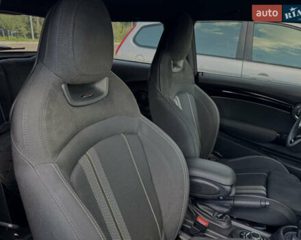 Серый Мини Hatch, объемом двигателя 2 л и пробегом 32 тыс. км за 31000 $, фото 5 на Automoto.ua