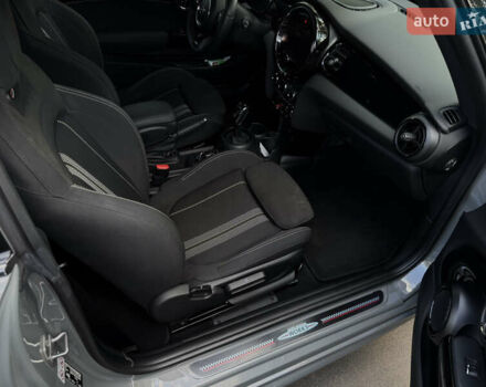 Серый Мини Hatch, объемом двигателя 2 л и пробегом 32 тыс. км за 31000 $, фото 29 на Automoto.ua