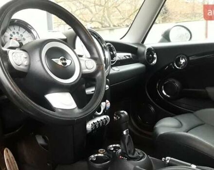 Серый Мини Hatch, объемом двигателя 1.6 л и пробегом 220 тыс. км за 7600 $, фото 10 на Automoto.ua