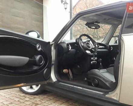 Серый Мини Hatch, объемом двигателя 1.6 л и пробегом 220 тыс. км за 7600 $, фото 14 на Automoto.ua