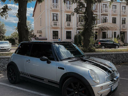 Сірий Міні Hatch, об'ємом двигуна 1.6 л та пробігом 171 тис. км за 5400 $, фото 1 на Automoto.ua