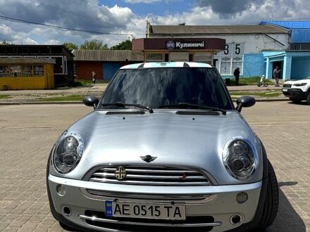 Серый Мини Hatch, объемом двигателя 1.6 л и пробегом 0 тыс. км за 5250 $, фото 1 на Automoto.ua