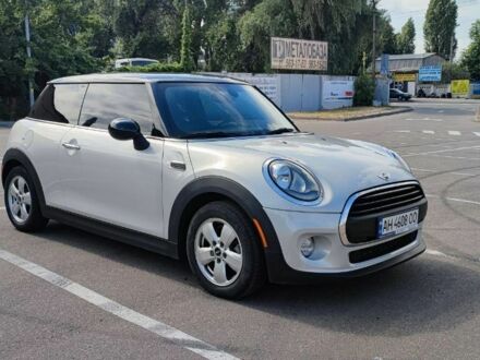 Сірий Міні Hatch, об'ємом двигуна 1.5 л та пробігом 45 тис. км за 14500 $, фото 1 на Automoto.ua