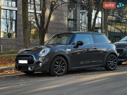 Серый Мини Hatch, объемом двигателя 2 л и пробегом 25 тыс. км за 18000 $, фото 1 на Automoto.ua