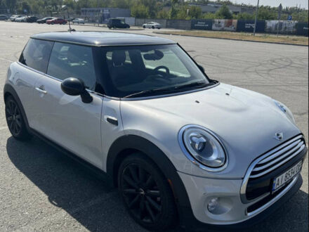 Сірий Міні Hatch, об'ємом двигуна 1.5 л та пробігом 79 тис. км за 14500 $, фото 1 на Automoto.ua