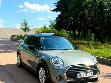 Сірий Міні Hatch, об'ємом двигуна 1.5 л та пробігом 33 тис. км за 15500 $, фото 1 на Automoto.ua