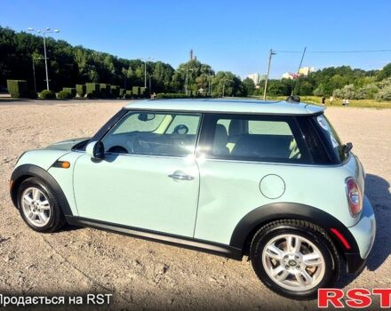 Синий Мини Hatch, объемом двигателя 1.6 л и пробегом 123 тыс. км за 7500 $, фото 1 на Automoto.ua