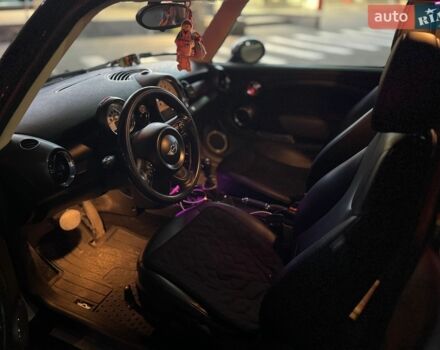 Синий Мини Hatch, объемом двигателя 1.6 л и пробегом 200 тыс. км за 8600 $, фото 3 на Automoto.ua