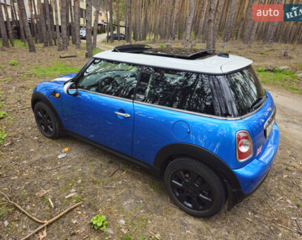 Синий Мини Hatch, объемом двигателя 1.6 л и пробегом 178 тыс. км за 9000 $, фото 3 на Automoto.ua
