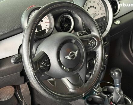 Мини Hatch 2013 в Одессе на Automoto.ua Синий Мини Hatch, объемом двигателя 1.6 л и пробегом 156 тыс. км за 10440 $, фото 9 на Automoto.ua