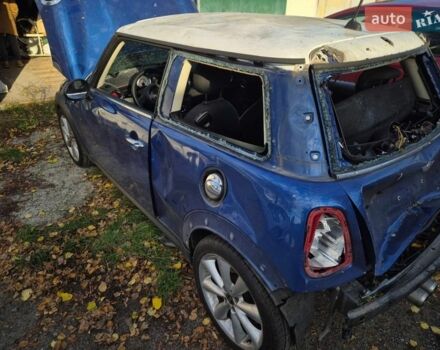Синий Мини Hatch, объемом двигателя 1.6 л и пробегом 65 тыс. км за 3800 $, фото 2 на Automoto.ua