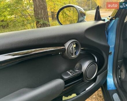 Синій Міні Hatch, об'ємом двигуна 2 л та пробігом 136 тис. км за 11800 $, фото 25 на Automoto.ua