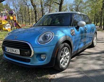 Синий Мини Hatch, объемом двигателя 1.5 л и пробегом 150 тыс. км за 12100 $, фото 5 на Automoto.ua