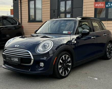 Синий Мини Hatch, объемом двигателя 1.5 л и пробегом 121 тыс. км за 12700 $, фото 7 на Automoto.ua