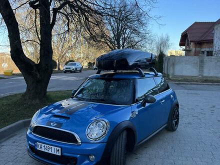 Міні Hatch 2012 у Ужгороді на Automoto.ua Синій Міні Hatch, об'ємом двигуна 1.6 л та пробігом 127 тис. км за 9500 $, фото 1 на Automoto.ua