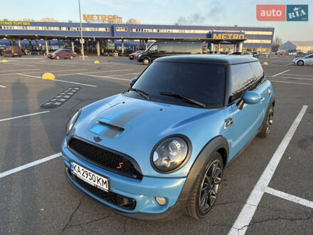 Мини Hatch 2012 в Киеве на Automoto.ua Синий Мини Hatch, объемом двигателя 1.6 л и пробегом 193 тыс. км за 8200 $, фото 1 на Automoto.ua
