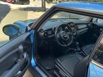 Синій Міні Hatch, об'ємом двигуна 1.5 л та пробігом 110 тис. км за 7500 $, фото 1 на Automoto.ua